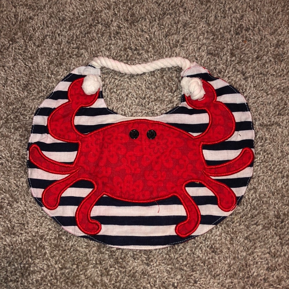 Mud pie crab bid